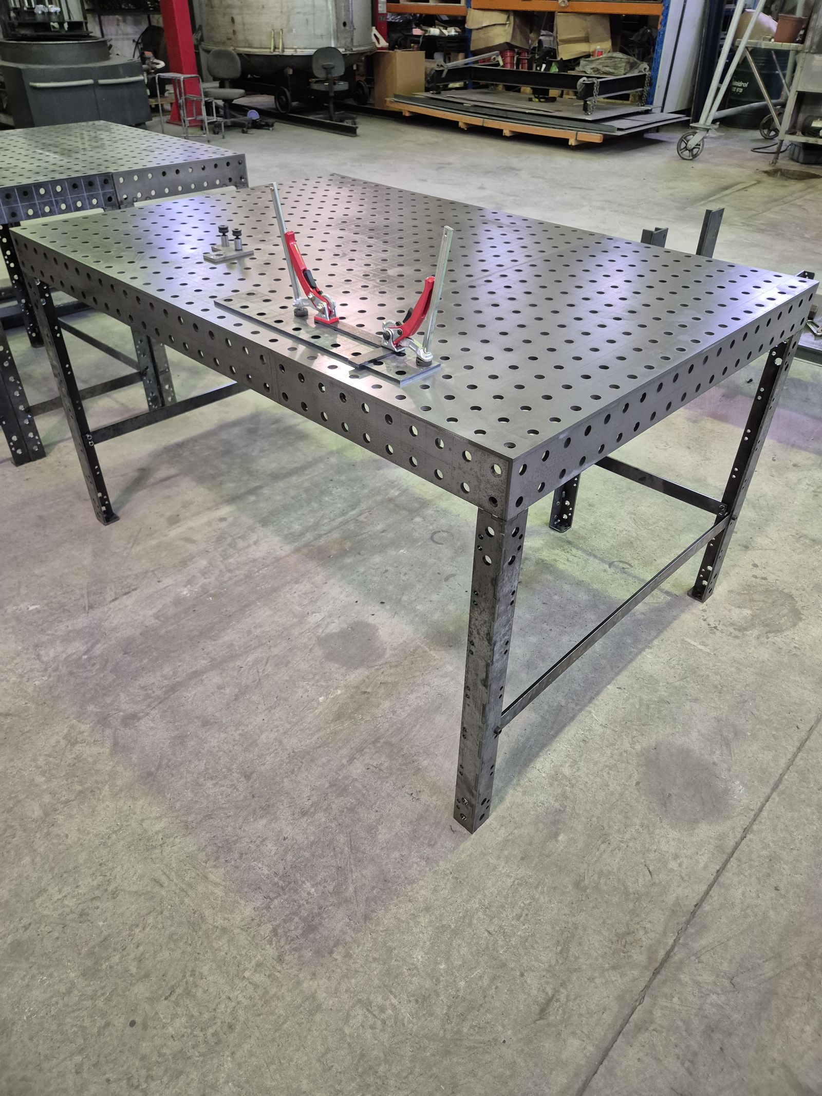 Mesa modular SDS com acessórios de fixação